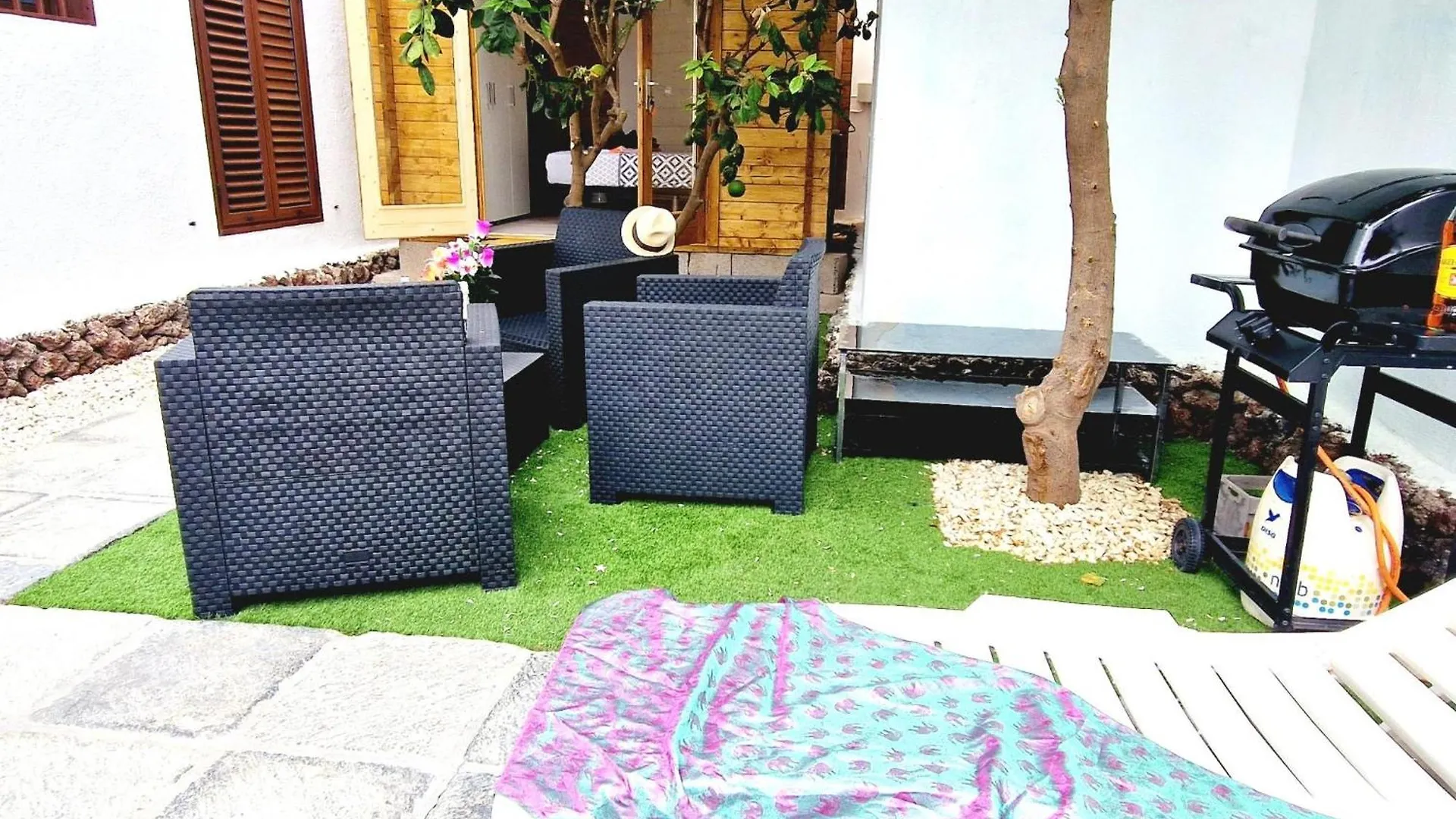 Villa Blanca Apartment, Garden View 2 Bedrooms 阿德耶